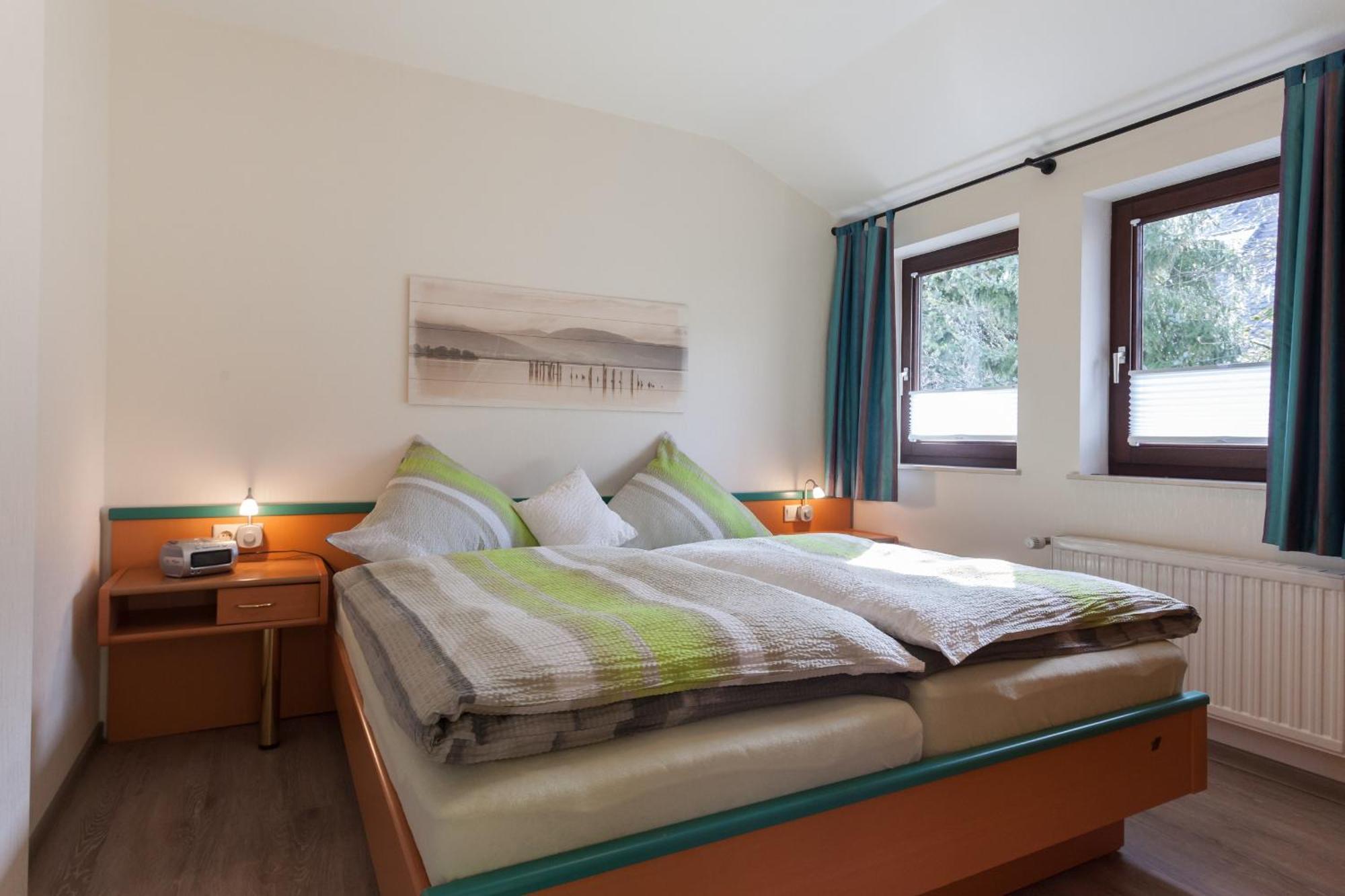 Haus Alexandra Inkl Meinecard Plus Виллинген Экстерьер фото