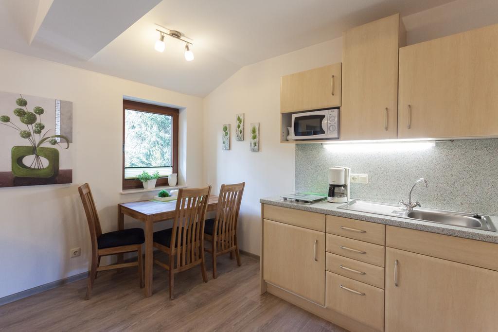Haus Alexandra Inkl Meinecard Plus Виллинген Экстерьер фото